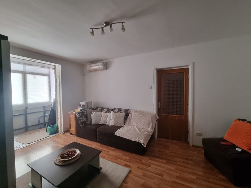 Titan Diham apartament 3 camere
