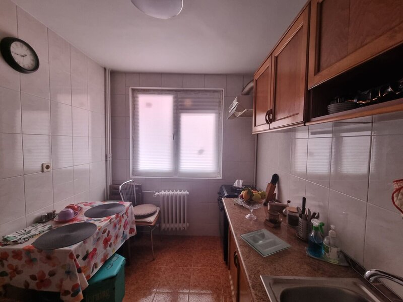 Titan Diham apartament 3 camere